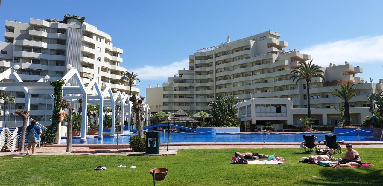 Apartamentos Holidays Benalbeach Бенальмадена Екстер'єр фото