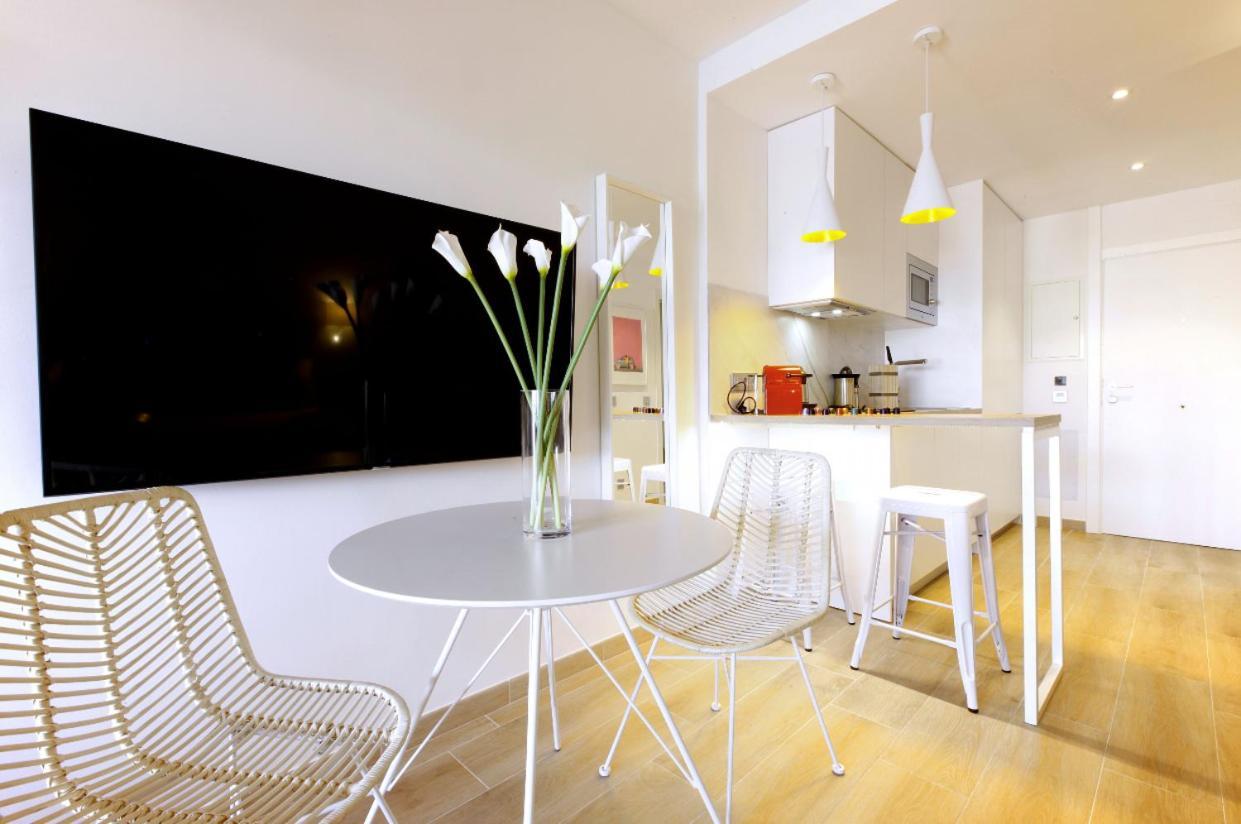Apartamentos Holidays Benalbeach Бенальмадена Номер фото